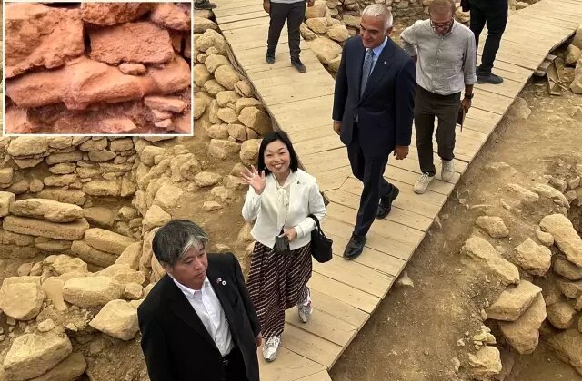 Bakan Ersoy: Göbeklitepe’de Neolitik Çağ’ın ritüellerine ışık tutacak insan heykeli bulundu
