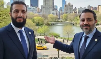 Başına 10 milyon dolar ödül konmuştu! Ahmed Şara’dan New York’ta manidar poz
