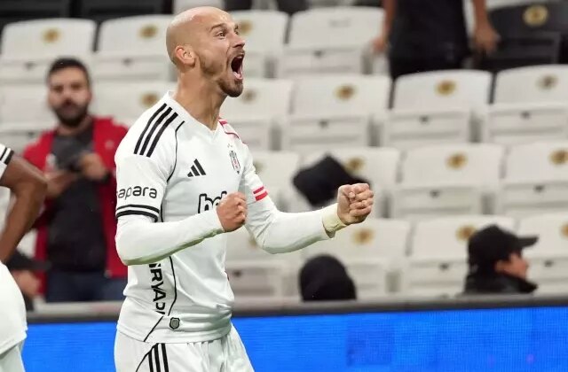 Beşiktaş derbi öncesi uçuşa geçti