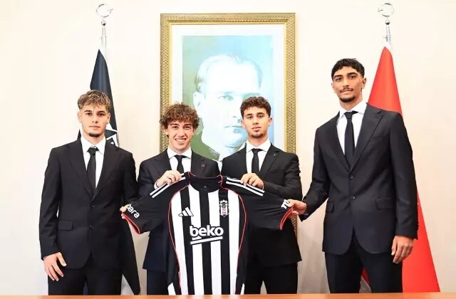 Beşiktaş’ta 4 imza birden