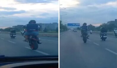 Seyir halindeki trafikte ön kaldırarak gittiler! Tepki yağdı