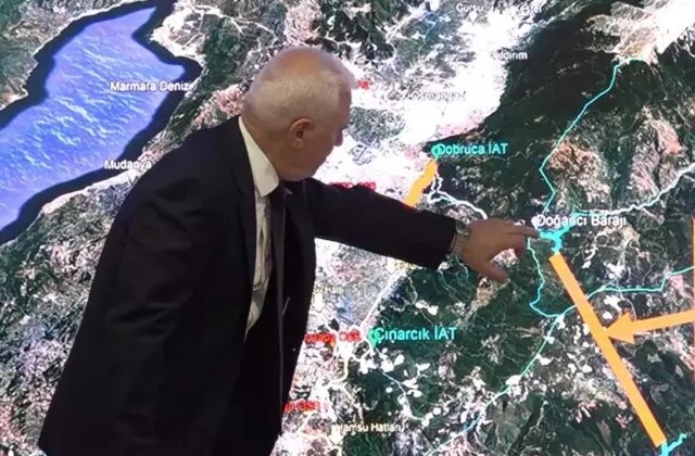 Büyükşehir belediye başkanı kameralar karşısı geçip ilan etti: 6 günlük suyumuz kaldı