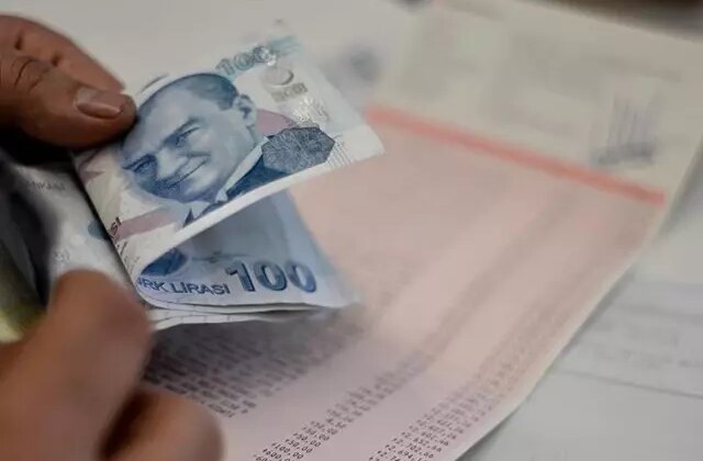 Cumhurbaşkanı Erdoğan’ın seçim vaadiydi! Ev kadınlarına erken emeklilik için tarih verildi