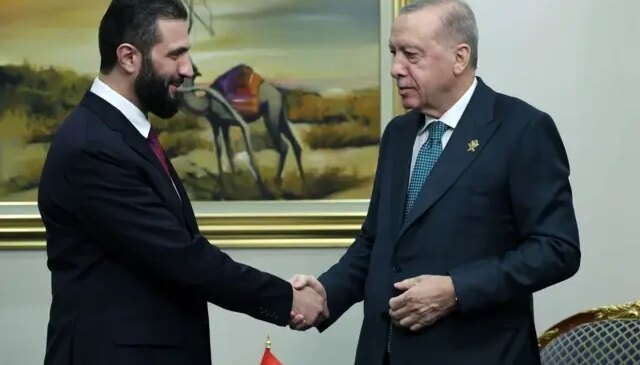 Cumhurbaşkanı Erdoğan Katar’da Ahmed Şara ile görüştü! Dikkat çeken YPG/PKK vurgusu