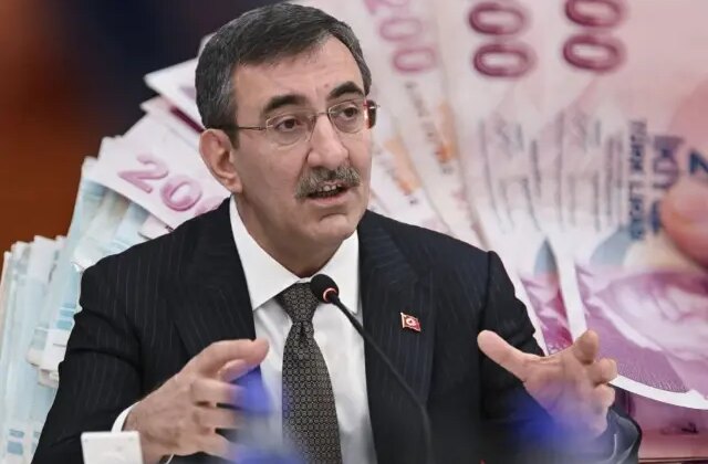 Cumhurbaşkanı Yardımcısı Yılmaz: Enflasyonun yıl sonunda yüzde 28,5 olması bekleniyor
