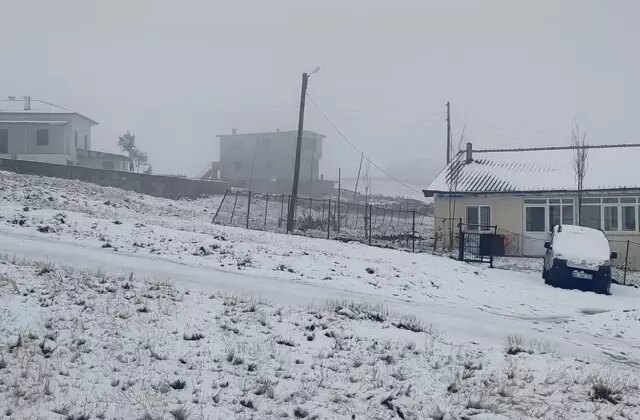 4 ilde kar yağışı! Etraf beyaza büründü