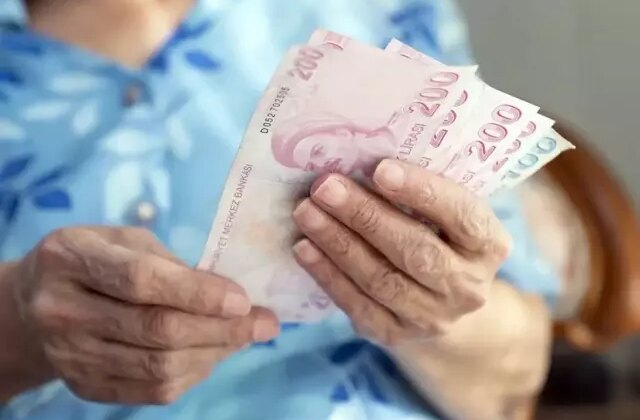 Emekli olacaklara hayati uyarı: Bu hatayı yaparsanız yüzde 5 kaybınız olur