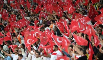 Futbolseverlere müjde! Ümit Milli Futbol Takımı’nın Hırvatistan maçı ücretsiz