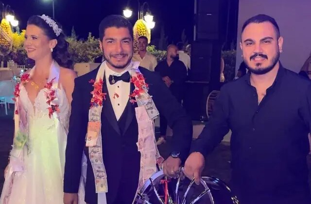 Gelin ve damada taktığı takı herkesi şaşkına çevirdi