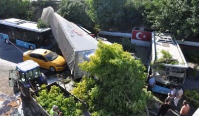 İki araç ile polis memuruna çarpan tır körpüden uçtu; 1 ölü, 2 yaralı