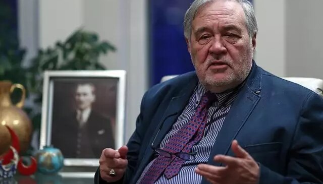 İlber Ortaylı’dan Rizelileri kızdıracak sözler: Sivri akıllı birisi bunlara çay öğretmiş
