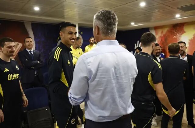İlk buluşma! Fenerbahçe’de yüzler gülüyor