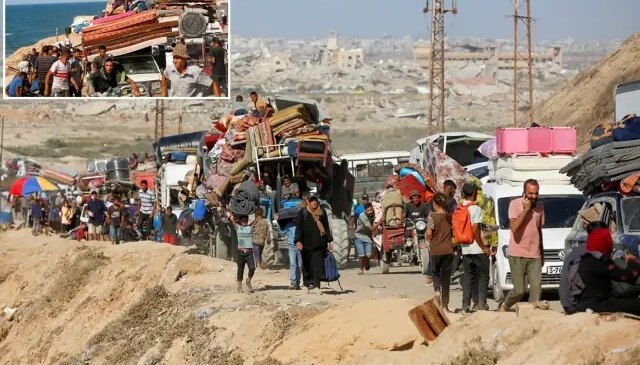 İsrail patlayıcı yüklü tırları Gazze’ye soktu, kentten göç edenlerin sayısı gitgide artıyor
