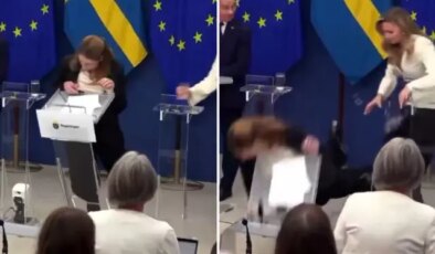 İsveç Sağlık Bakanı Elisabet Lann, basın toplantısı sırasında bayıldı