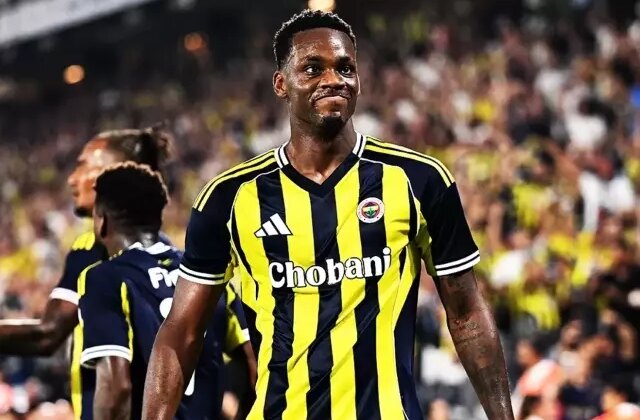Jhon Duran’dan Fenerbahçelileri endişelendiren fotoğraf! Apar topar sildi