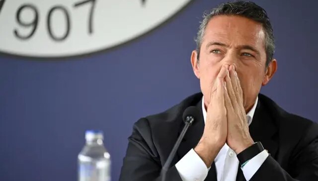 Kadıköy’de Ali Koç’a büyük tepki