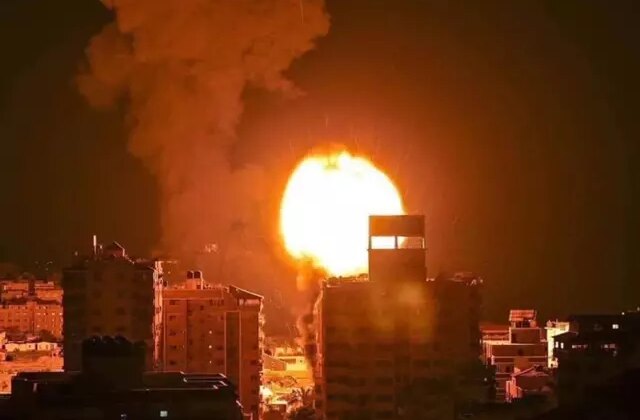Kara harekatı başlatan İsrail’den ilk açıklama: Gazze yanıyor, durmayacağız