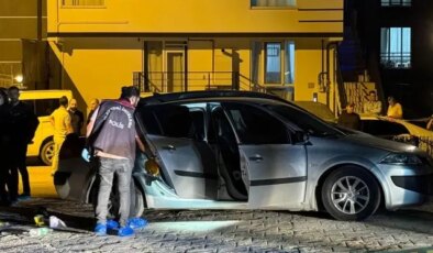 Ayrılmak isteyen hemşire sevgilisi ile erkek kardeşini vurup, intihar etti