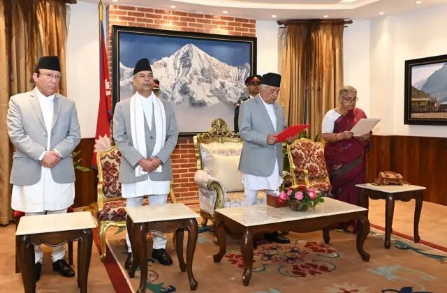 Nepal’de discort üzerinden yeni başbakan seçildi