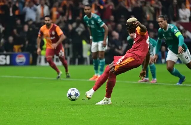 Osimhen’den Liverpool’a karşı tarihe geçen gol