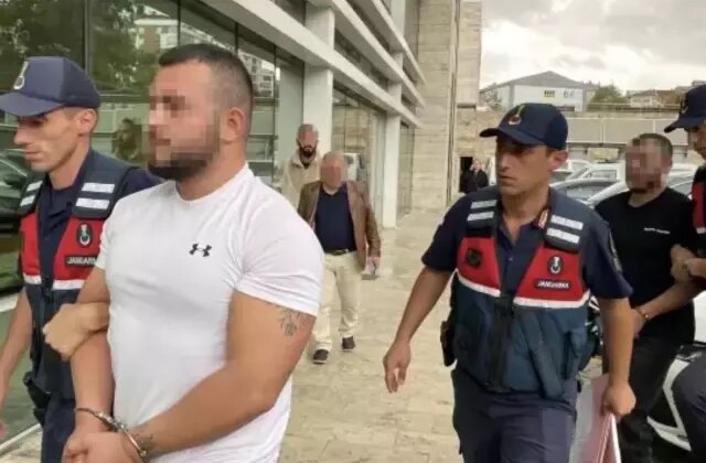 Otelin önünden kaçırdıkları adama ormanda kabusu yaşattılar