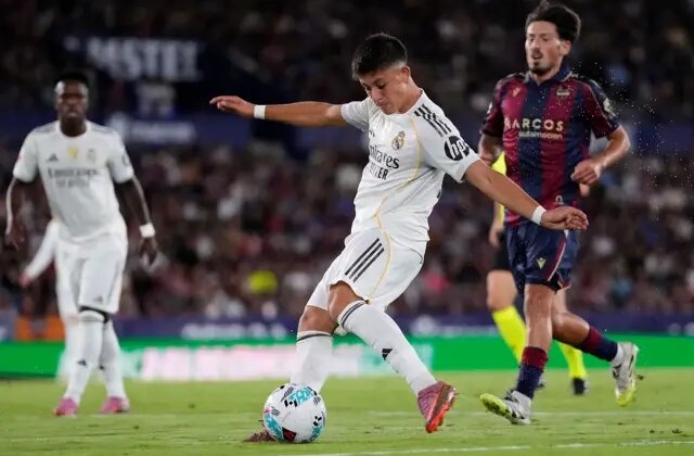 Arda Güler boş geçmedi! Real Madrid, Levante’yi 4-1 yendi