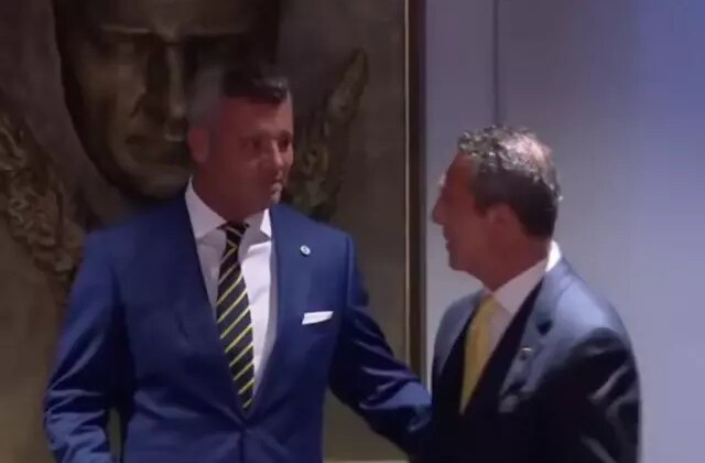 Sadettin Saran’a mazbatasını veren Ali Koç: Müsaadenizle biz kaçıyoruz