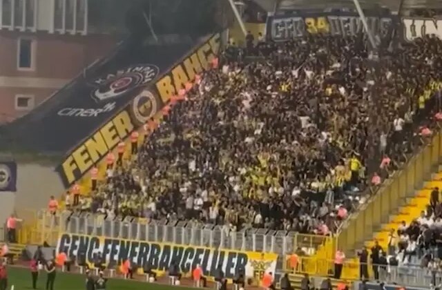 Sadettin Saran’ın başkan seçilmesinin ardından Fenerbahçe tribünlerinden flaş tezahürat