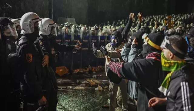 Saraçhane protestolarında tutuklanan 13 kişiye tahliye