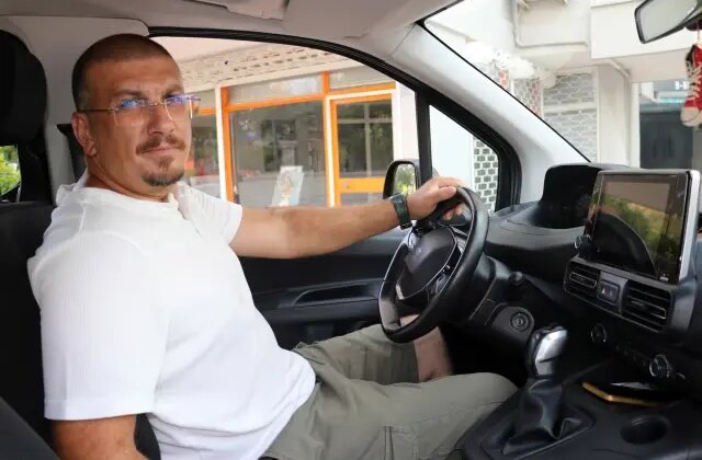 Sıfır aldığı otomobil başına bela oldu! 30 kez servise gitti, değişmeyen parçası kalmadı