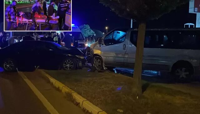 Sivassporlu futbolcular kazaya karıştı: 3’ü sporcu 5 kişi yaralandı