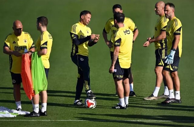 Tedesco çok hızlı başladı! İşte biletini kestiği iki isim