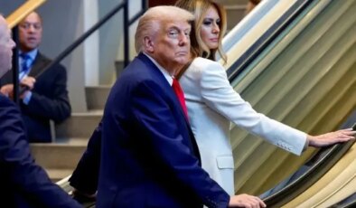 Trump’ın yaşadığı yürüyen merdiven krizinde suçlu bulundu! En yakınındaki isimmiş