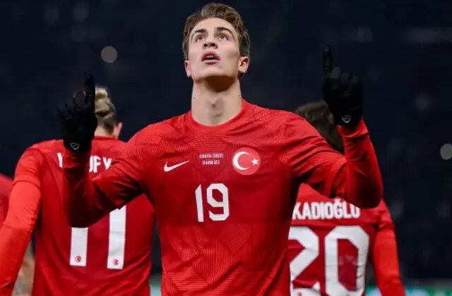 Türk futbol tarihine geçecek! Kenan Yıldız için hayrete düşürecek teklif