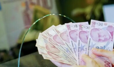 Türkiye’nin dev bankasında IBAN krizi! Para gönderimi yapılamıyor