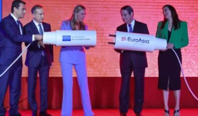 Türkiye’yi dışlamak amacıyla başlatılan proje yolsuzluğa saplandı