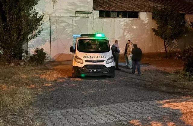 Ünlü iş insanı ofisinde ölü bulundu