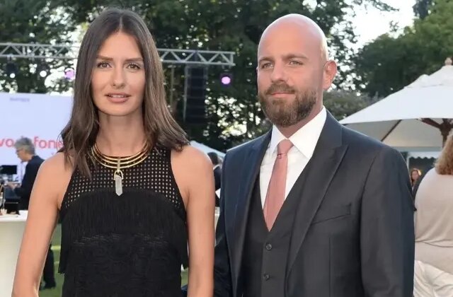 Yasemin ve İzzet Özilhan hakkında şaşırtan iddia! 14 yıllık evlilik krizin eşiğinde