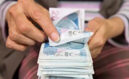 Yeni enflasyon tahmini ile emekli zammı hesabı değişti