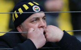 Yıldız futbolcudan Fenerbahçe’ye kötü haber