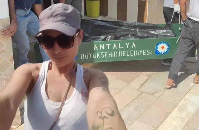 10 gün önce cezaevinden çıkan kadın, arkadaşının evinde ölü bulundu