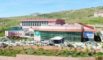 14 yaşındaki çocuk babasını silahla öldürdü
