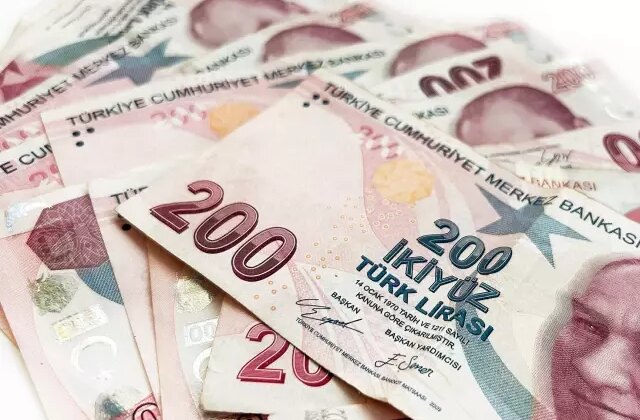 200 liranın üstünde imzası olan eski Merkez Bankası Başkan Yardımcısı tutuklandı