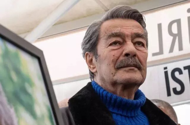Ahmet Ümit: Kadir abi gece yarısı ağlayarak aradı
