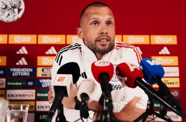Ajax teknik direktörü Heitinga’dan Galatasaraylıları mest eden yorum