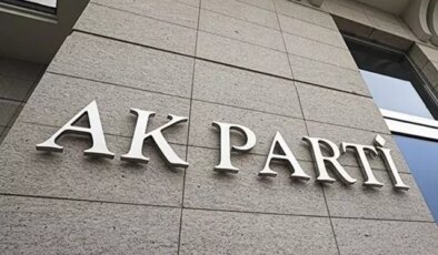 AK Parti İstanbul’da çarpıcı istifa! Veda mesajı bir hayli manidar