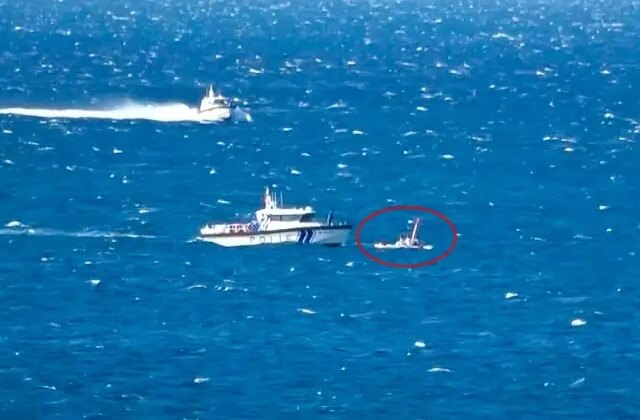 Akıllı saat kurtardı! 19 genç denizin ortasında birbirine tutunmuş halde bulundu