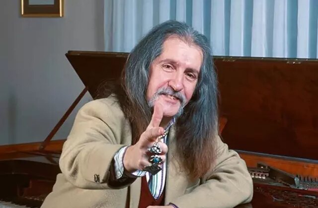 Alanya sahilinde Barış Manço sürprizi! Görenler hayran kaldı