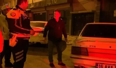 Alkollü yakalandı, aracını öve öve bitiremedi