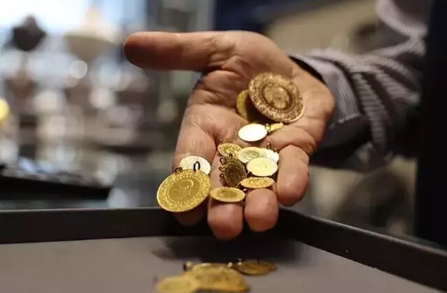 Altının yükselişi durmuyor! Çeyrek 10 bin TL’yi aştı